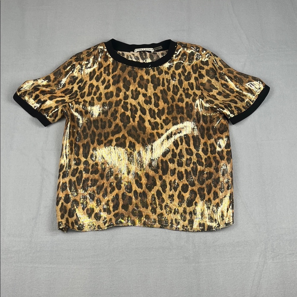 Alice + Olivia Silk Blend Leopard Tee
Size: Medium